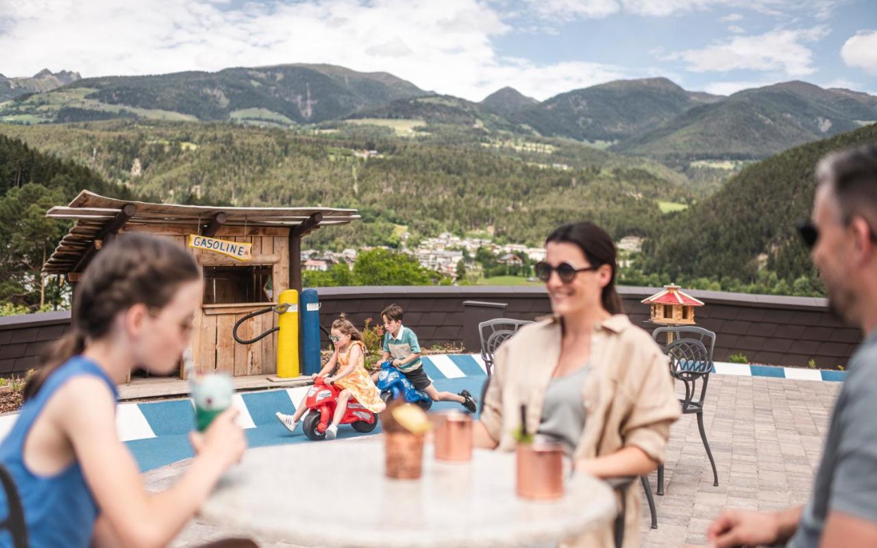 Falkensteiner Family Resort Lido Superior 키에네스 외부 사진